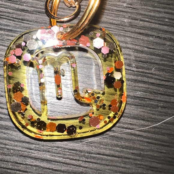 Keychain - Picture 8 of 12